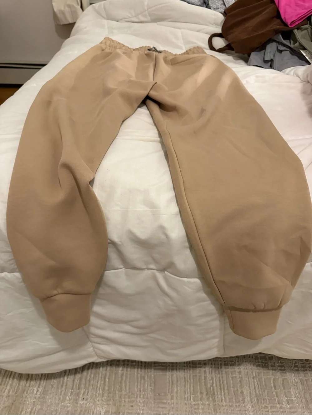 Alphalete Jogger Sweatpants - Comfortable Everyday Bottoms